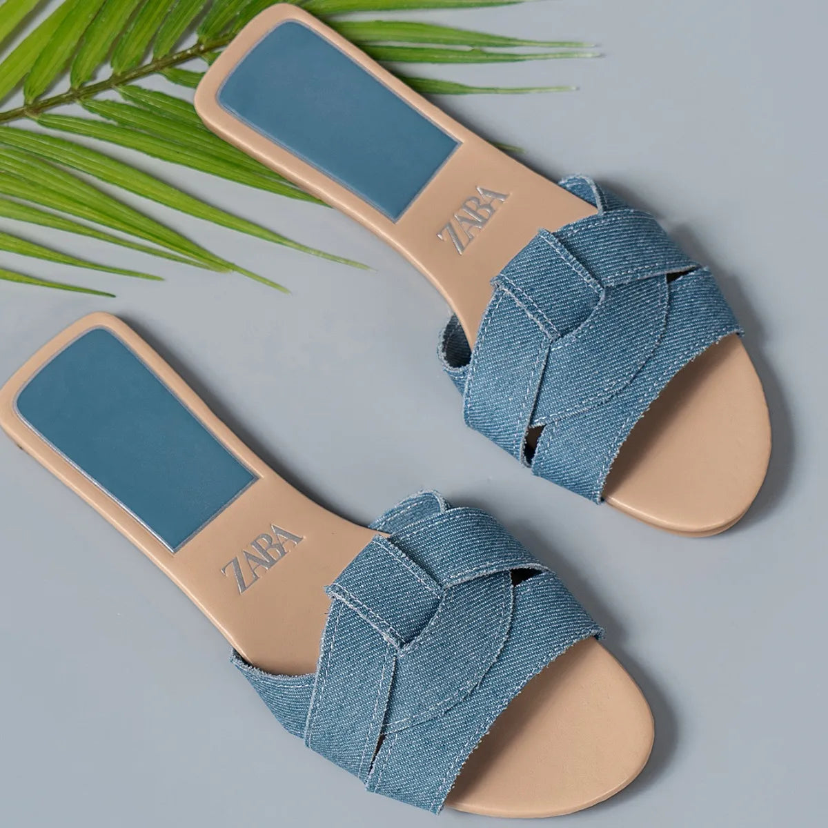 Amina™  Sandales Plates Tissées