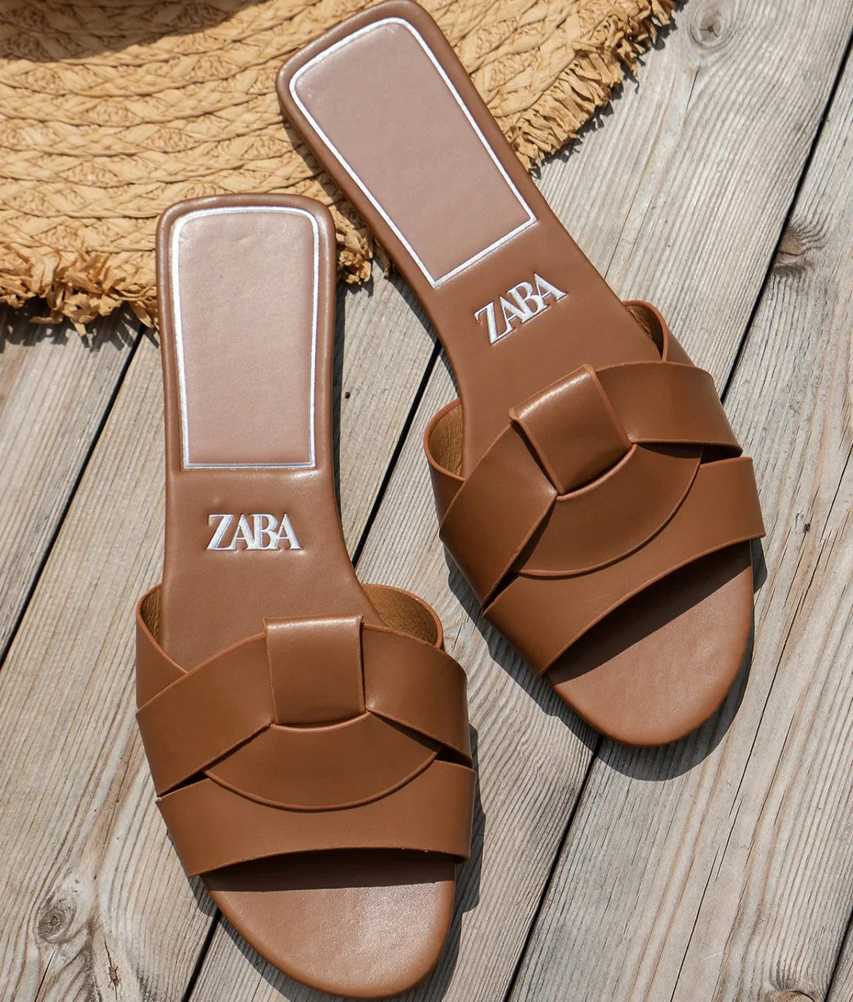 Amina™  Sandales Plates Tissées