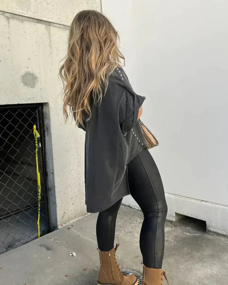BELLA - T-SHIRT OVERSIZE À CLAVETTES